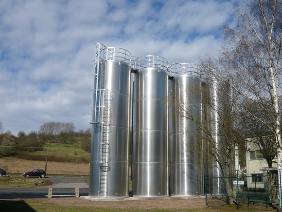 Armazenagem - swift: Silos exteriores